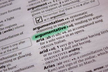 Tartışmacı sözcüğü veya tümceciği bir sözlük