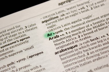 AR sözcüğü veya tümceciği bir sözlük