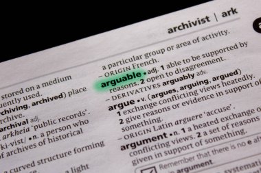 Tartışılabilir sözcüğü veya tümceciği bir sözlük