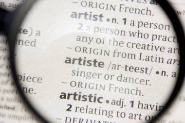 Başarılı oyuncu sözcüğü veya tümceciği bir sözlük