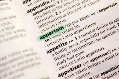 Sözcük veya tümcecik Sözlükteki olması