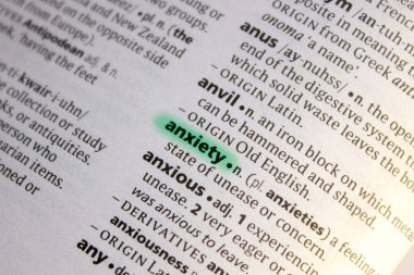 Anksiyete sözcüğü veya tümceciği bir sözlük