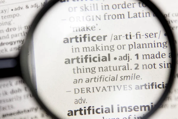 Yapay sözcüğü veya tümceciği bir sözlük