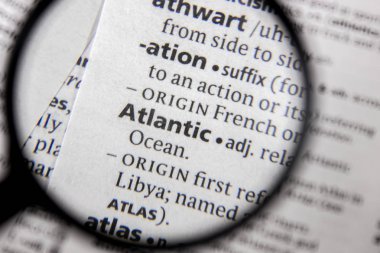 Sözcüğün veya tümceciğin Atlantik sözlüğü kitaptaki.