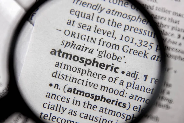 Sözcüğün veya tümceciğin sözlüğü kitaptaki atmosferik.