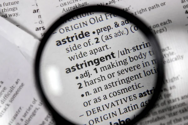 Sözcüğün veya tümceciğin sözlüğü kitaptaki sıkıştırıcı.