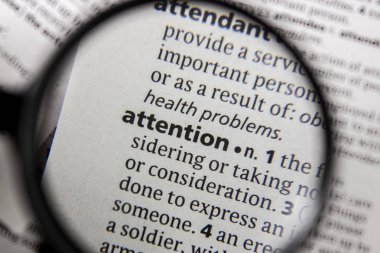 Sözlüğe sözcük veya tümcecik dikkat.