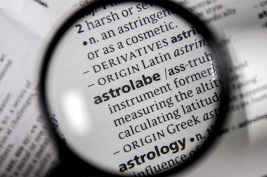 Sözlüğe sözcük veya tümcecik usturlap.