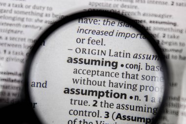 Sözcük veya tümcecik sözlüğü kitaptaki varsayarak.