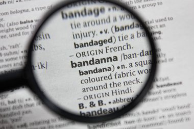 Sözlükteki sözcük veya tümcecik bandanası.