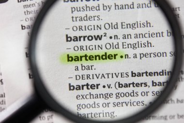 Sözlükteki sözcük veya tümcecik barmeni.