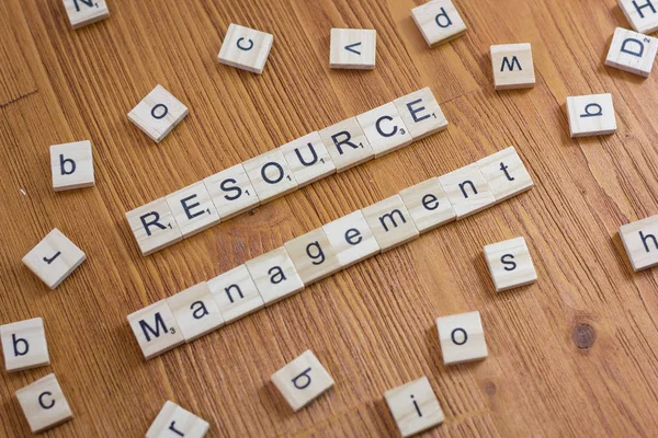 Wort Oder Phrase Ressourcenmanagement Mit Scrabble Buchstaben Tolles Image Für — Stockfoto