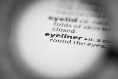 Sözlükte kelime ya da sözcük göz kalemi. İhtiyaçların için harika bir fotoğraf..