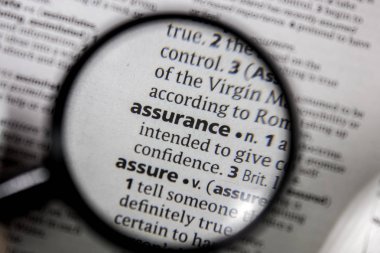 Bir sözlüğü kitaptaki sözcük veya tümcecik güvencesi.