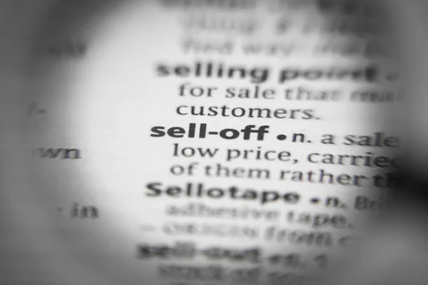 Woord of zin sell-off in een woordenboek. — Stockfoto