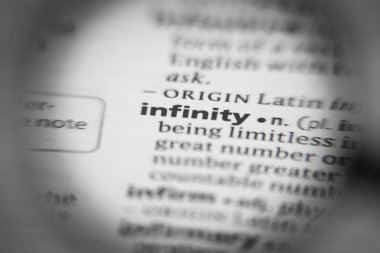 Bir sözlükte sonsuzluk kelimesi ya da cümlesi. İhtiyaçların için harika bir fotoğraf..