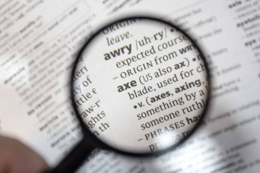 Sözlükte ifade ekseni sözcüğü.