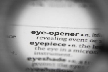 Sözlükte kelime ya da kelime açıcı. İhtiyaçların için harika bir fotoğraf..