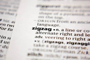 Sözlükte kelime ya da ifade zigzag.