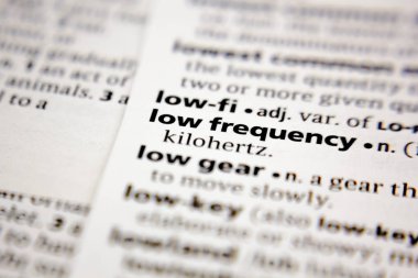 Sözlükteki düşük frekans veya sözcük.