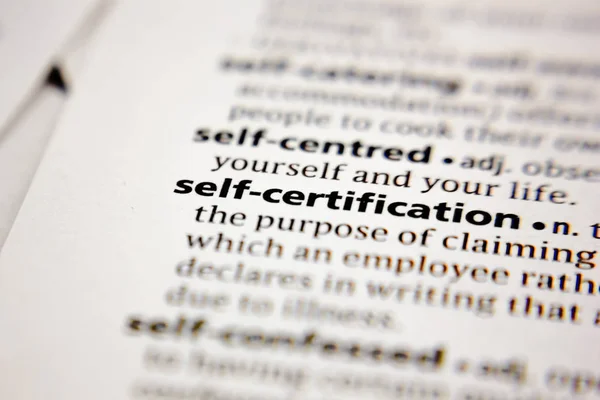Słowo lub wyrażenie samo-certyfikacja w słowniku. — Zdjęcie stockowe