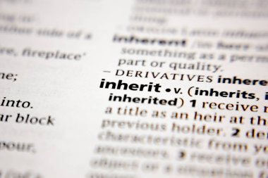 Sözlükte bir sözcük ya da cümle kalıtımsal.