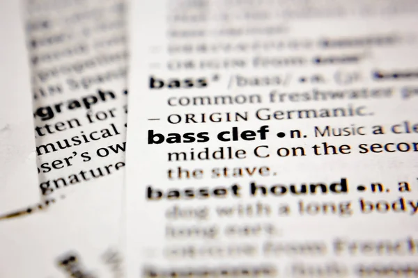 Word or phrase bass clef in a dictionary.