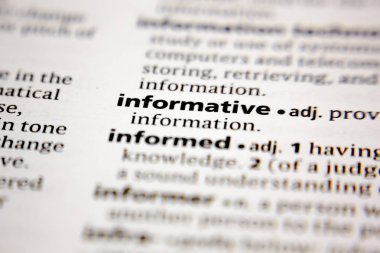 Sözlükte sözcük veya cümle bilgilendirici.