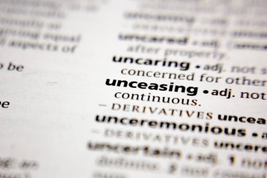 Sözlükte durmayan kelime ya da ifade.