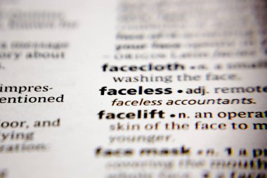 Bir sözlükte kelime veya cümle yüzsüz.