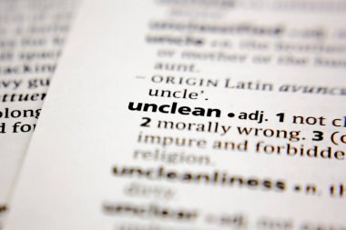 Kelime veya cümle bir sözlükte yok.