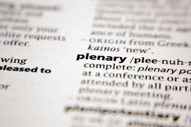 Sözlükte kelime veya cümle genel kurulu.