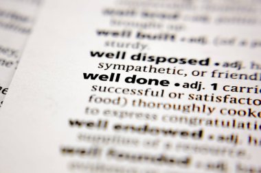 Kelime veya cümle iyi bir sözlük yapılır.