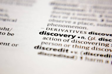 Sözlükte Word veya tümcecik keşfi.