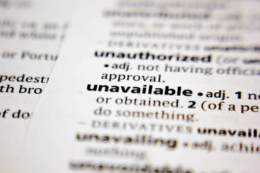 Sözcük veya tümcecik bir sözlükte kullanılamıyor.