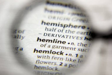 Sözlükteki sözcük veya tümcecik Hemline.