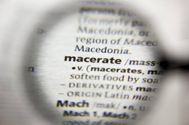 Sözlükteki Macerate sözcüğü veya tümceciği.