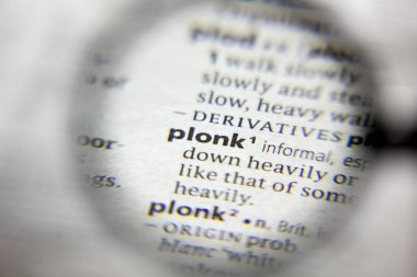 Sözlükteki Plonk sözcüğü veya tümceciği.