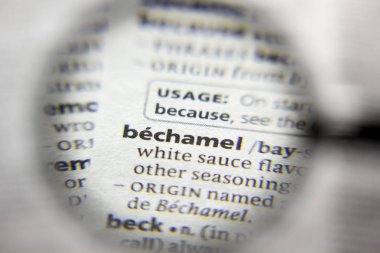 Sözlükte beşamel sözcüğü veya tümceciği.