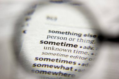 Sözlükte bazen sözcük veya tümcecik.