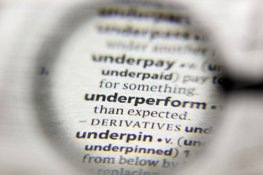 Sözlükte düşük performans lı sözcük veya tümcecik.