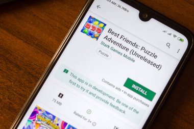 Ivanovsk, Rusya - 26 Haziran 2019: En İyi Arkadaşlar - Akıllı telefon ekranında Puzzle Adventure uygulaması.