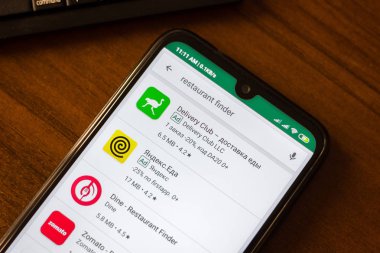 İvanovsk, Rusya-26 Haziran 2019: akıllı telefonun ekranında Delivery Club uygulaması.