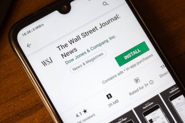 İvanovsk, Rusya-26 Haziran 2019: akıllı telefonun ekranında Wall Street Journal News uygulaması.