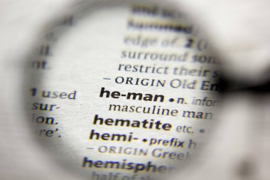 Sözlükteki He-man sözcüğü veya deyimi.