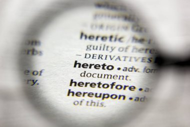 Sözlükte hereto sözcüğü veya tümceciği.