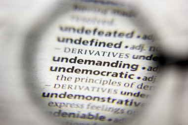 Sözlükte Talep edilmeyen sözcük veya tümcecik.