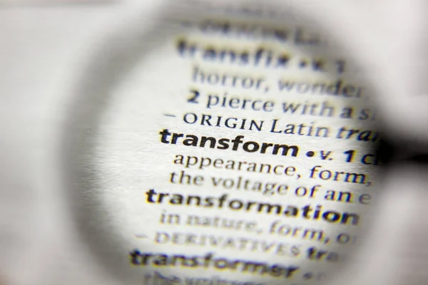 A palavra ou frase Transformar em um dicionário . — Fotografia de Stock