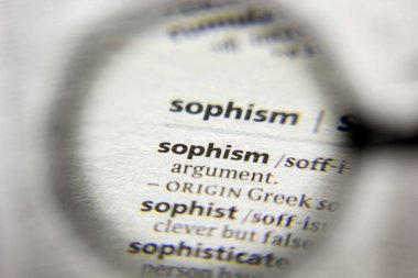 Sözlükteki sophism sözcüğü veya tümceciği.