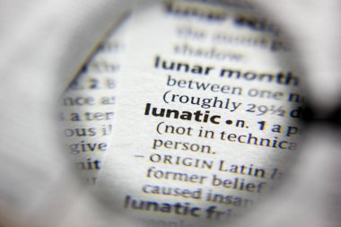 Sözlükte Deli kelimesi veya deyimi.